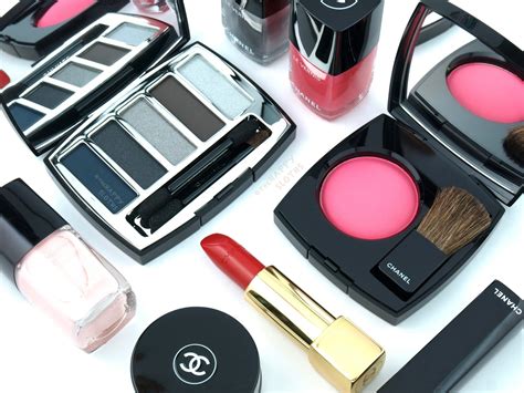 Chanel Libre Makeup Collection for Christmas 2016